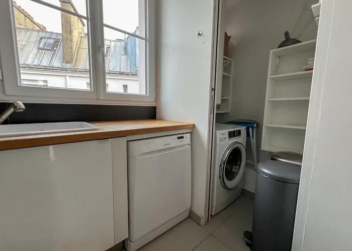 Flexliving - Whole Flat - Voltaire Апартаменты *