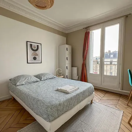 Flexliving - Whole Flat - Voltaire Paris