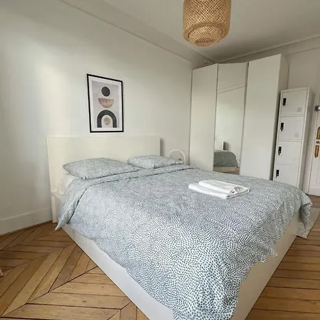 Flexliving - Whole Flat - Voltaire * Paris
