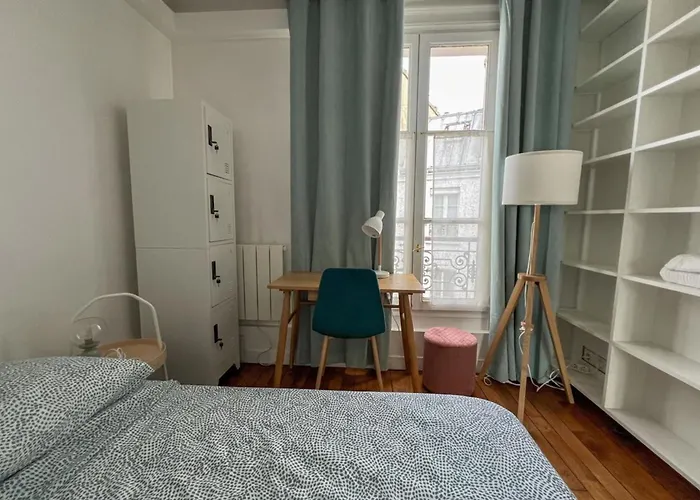 Flexliving - Whole Flat - Voltaire