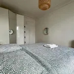 Flexliving - Whole Flat - Voltaire